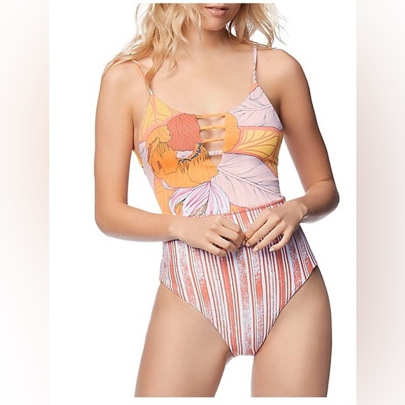 Women’s Maaji “Sixteen Candles” One-Piece Reversible Swimsuit in Size S -NWOT’s - Picture 3 of 10